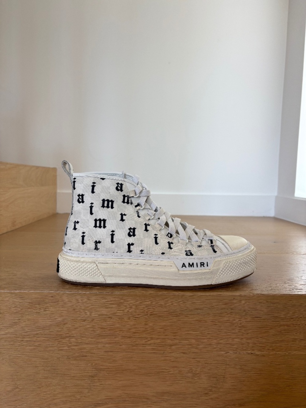 AMIRI COURT HI - Size 42 Mens - Logo-Print High Top